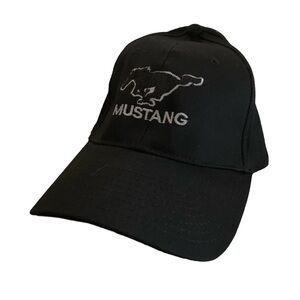 Ford Mustang Black Adult Fitted Hat Stretch Fit Sporty NEW